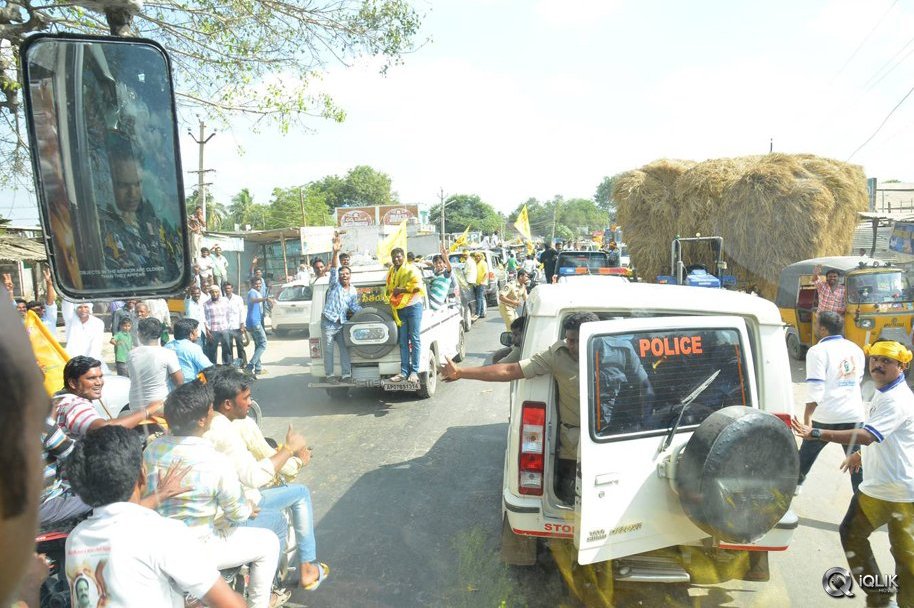 Dictator-Movie-Team-Amaravathi-Tour